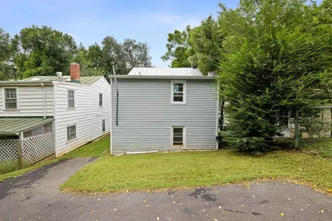 629 Baptist Street Staunton VA 24401