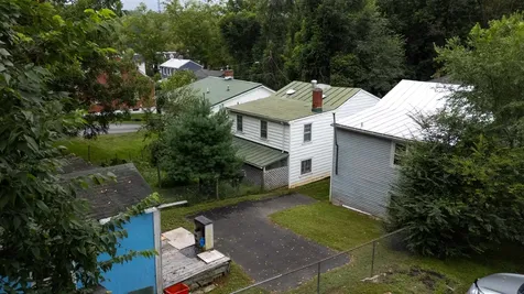 629 Baptist Street Staunton VA 24401