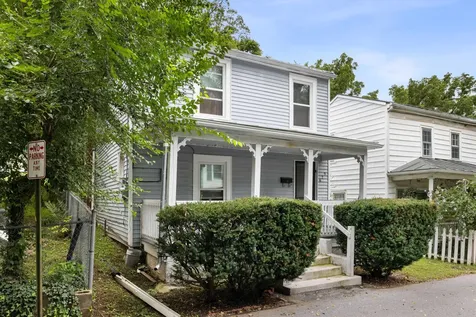629 Baptist Street Staunton VA 24401
