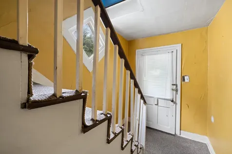 629 Baptist Street Staunton VA 24401