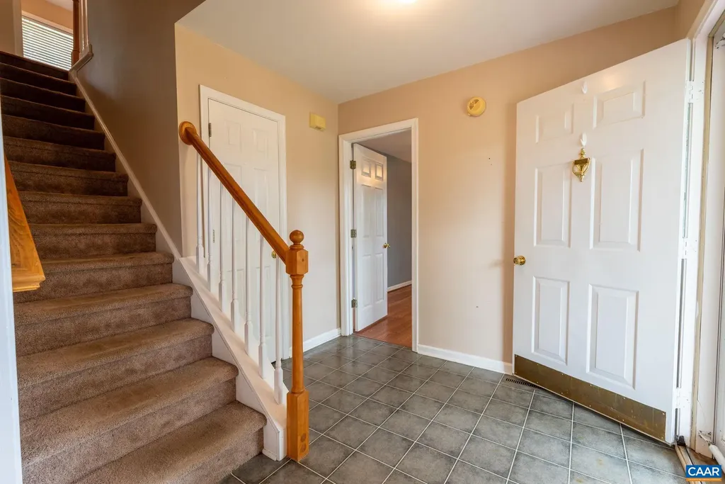 497 Sunset Drive Stanardsville VA 22973