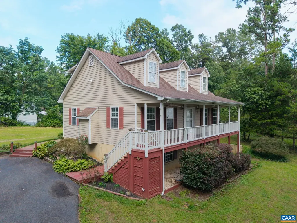 497 Sunset Drive Stanardsville VA 22973