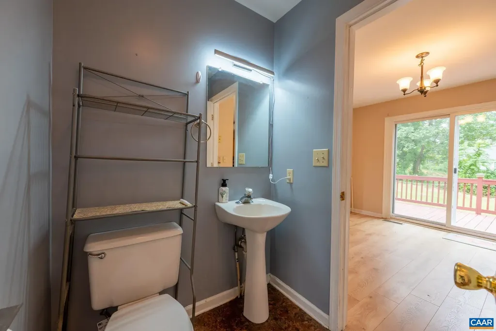 497 Sunset Drive Stanardsville VA 22973