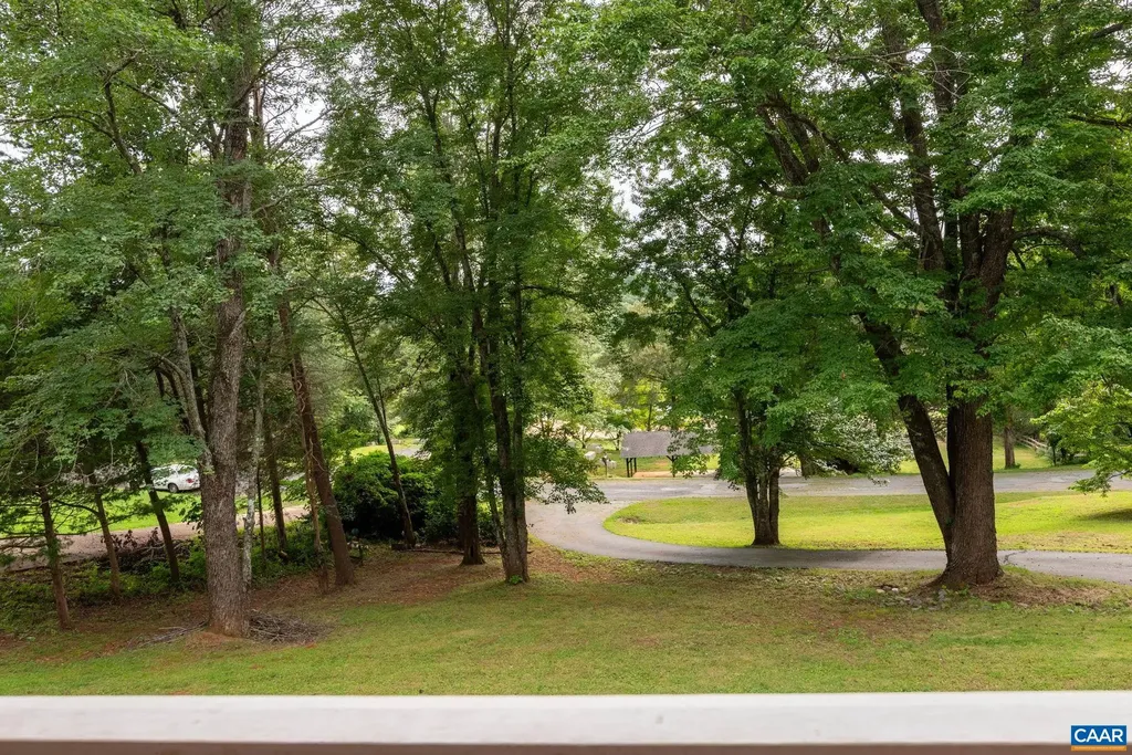 497 Sunset Drive Stanardsville VA 22973