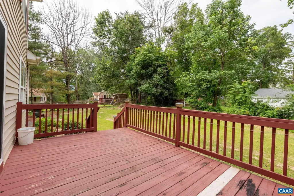 497 Sunset Drive Stanardsville VA 22973