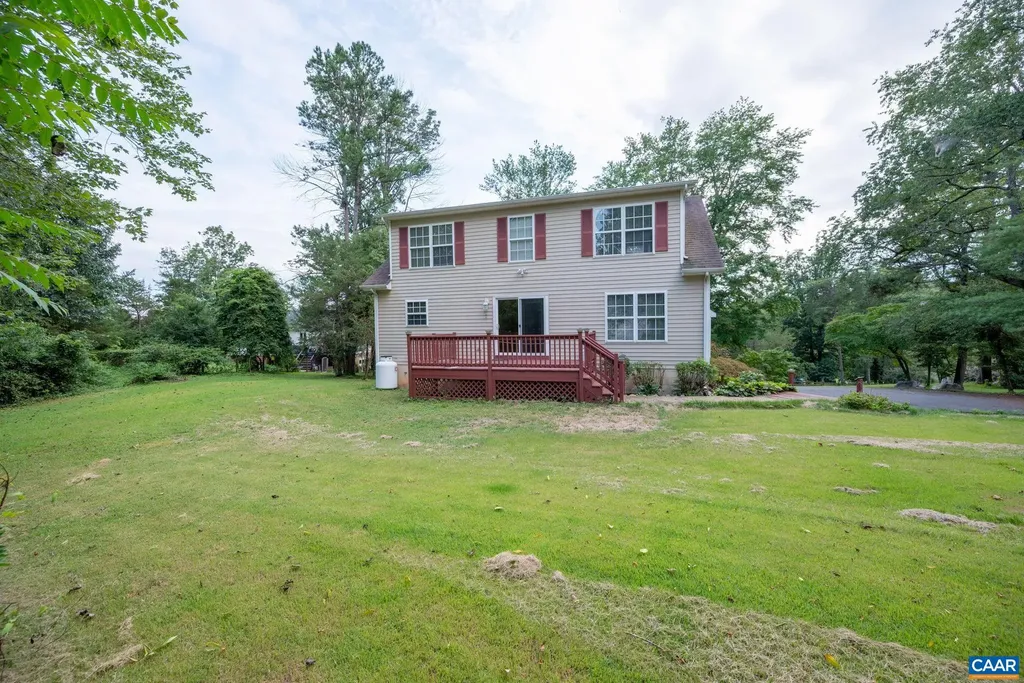 497 Sunset Drive Stanardsville VA 22973