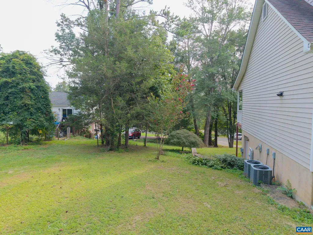 497 Sunset Drive Stanardsville VA 22973