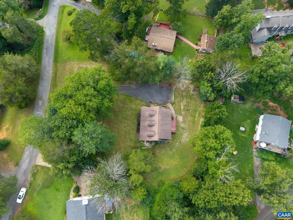 497 Sunset Drive Stanardsville VA 22973