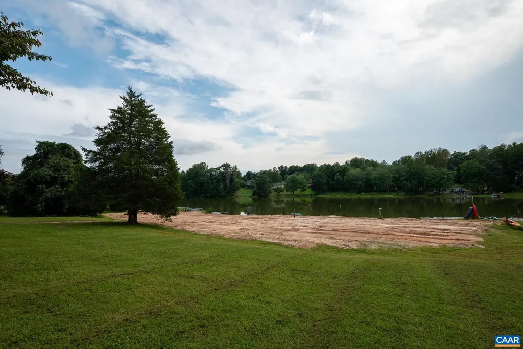 497 Sunset Drive Stanardsville VA 22973