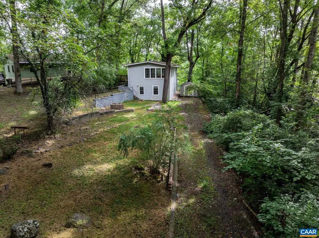 58 Iris Lane Louisa VA 23093