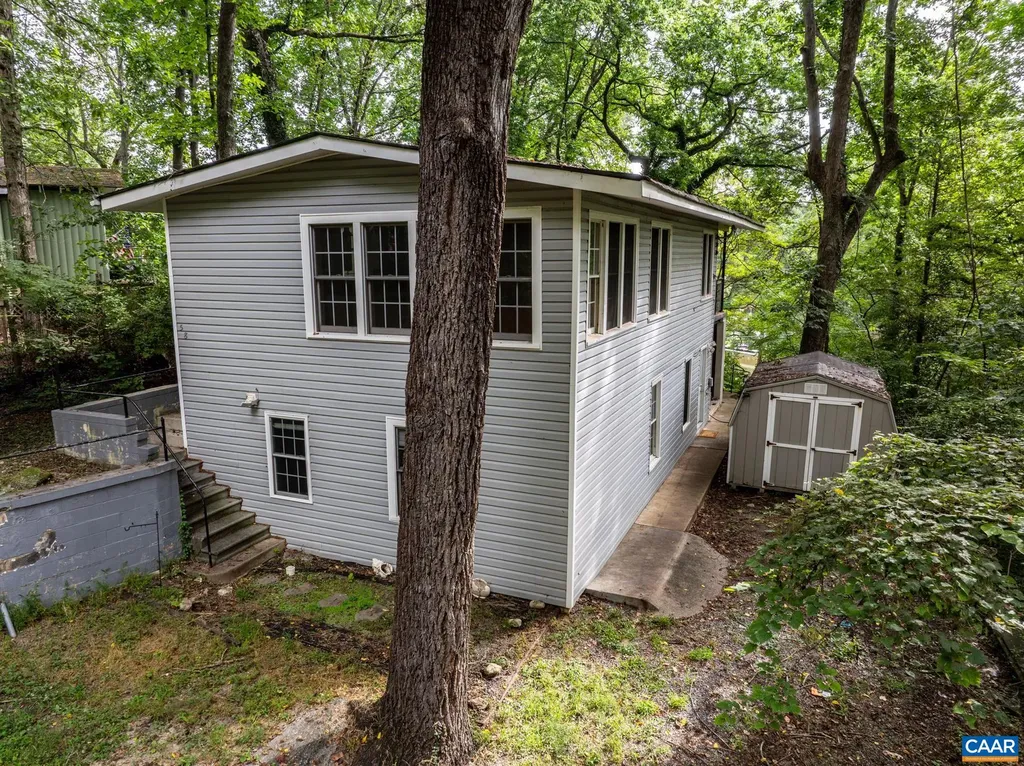 58 Iris Lane Louisa VA 23093