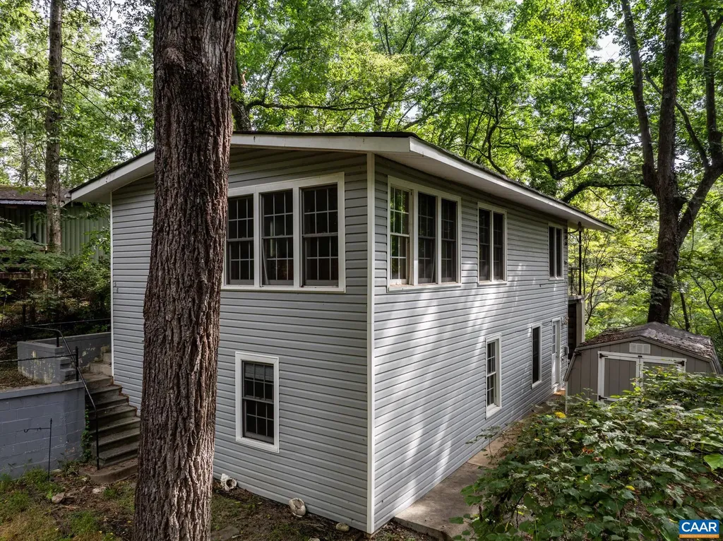 58 Iris Lane Louisa VA 23093