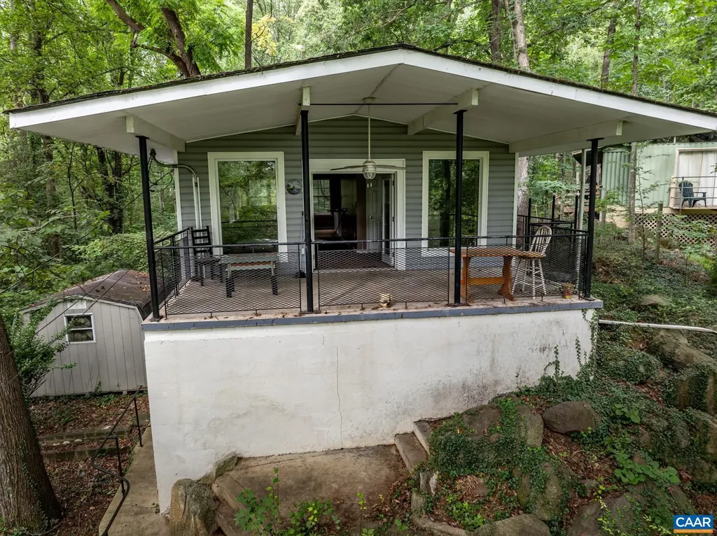 58 Iris Lane Louisa VA 23093