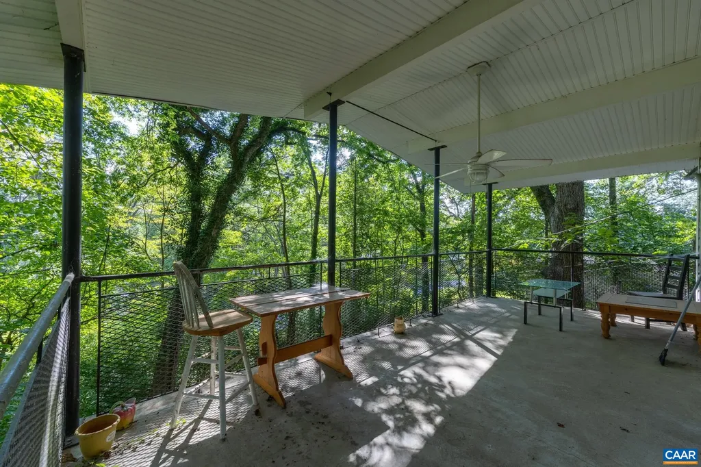 58 Iris Lane Louisa VA 23093