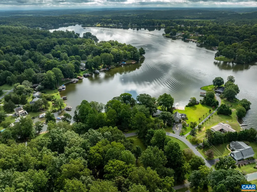 58 Iris Lane Louisa VA 23093