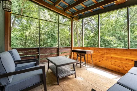 606 Riverside Drive Luray VA 22835