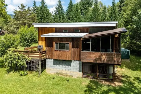 606 Riverside Drive Luray VA 22835