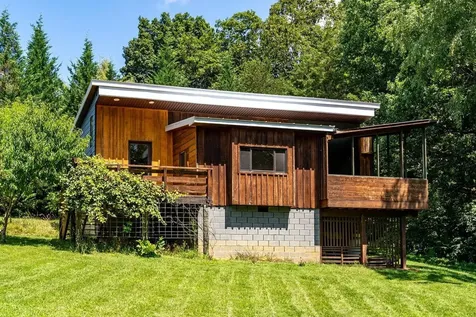 606 Riverside Drive Luray VA 22835