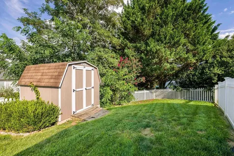 60 Carrollton Court Weyers Cave VA 24486