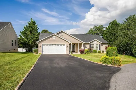 60 Carrollton Court Weyers Cave VA 24486