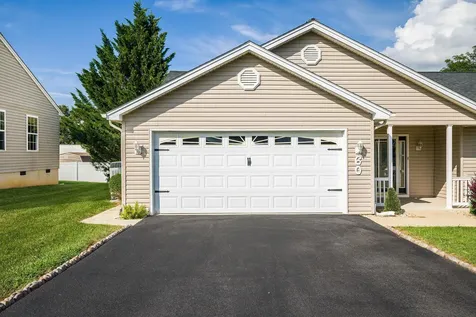 60 Carrollton Court Weyers Cave VA 24486