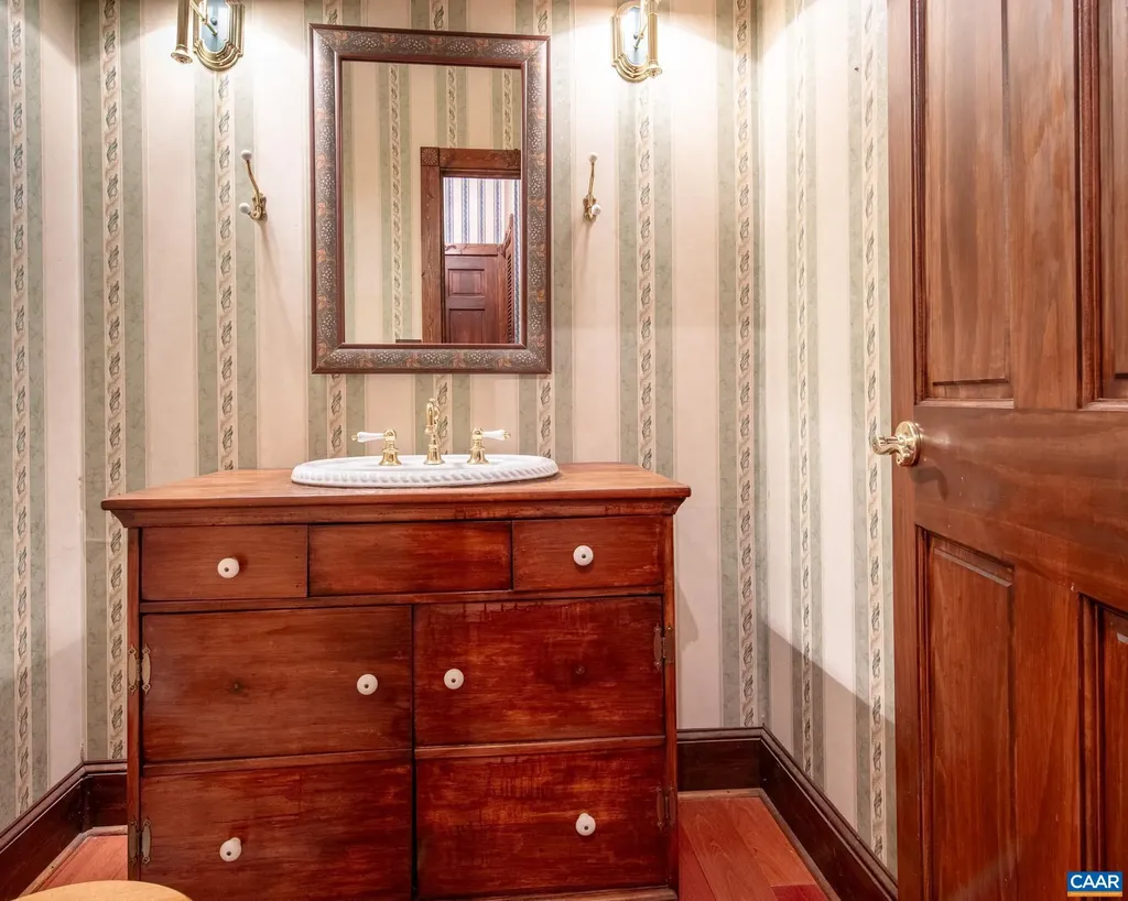 87 Retriever Ridge Drive Gordonsville VA 22942