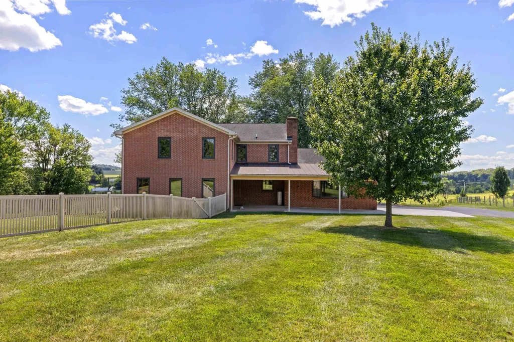 3390 Spring Creek Road Bridgewater VA 22812