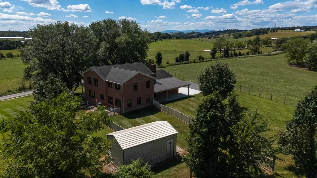 3390 Spring Creek Road Bridgewater VA 22812