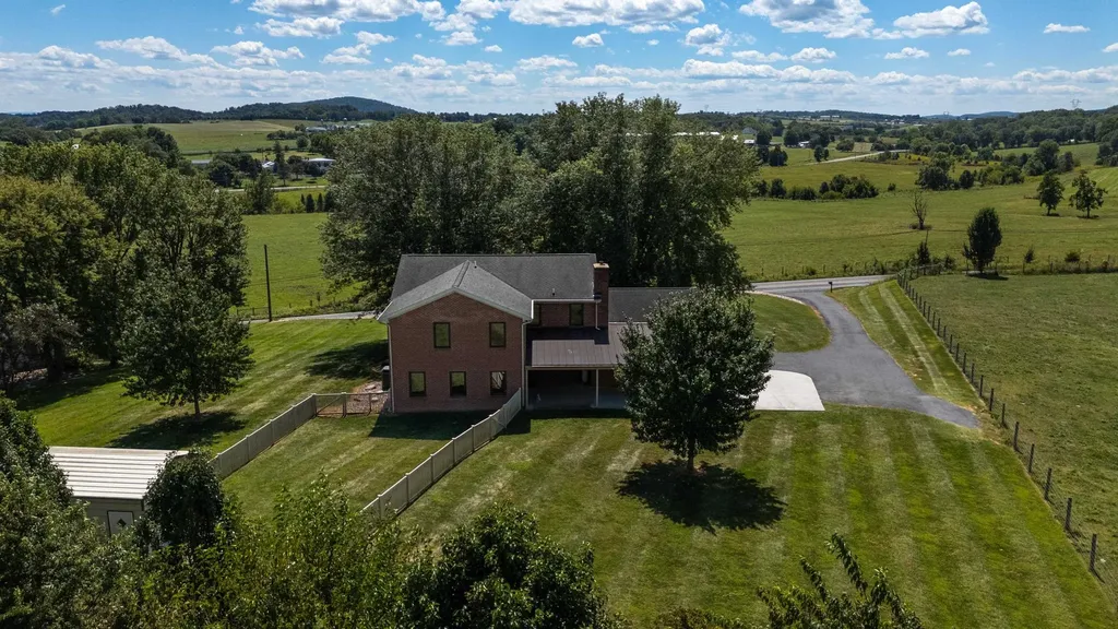 3390 Spring Creek Road Bridgewater VA 22812