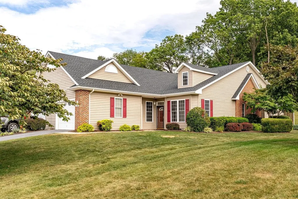 422 Silver Oaks Drive Rockingham VA 22801