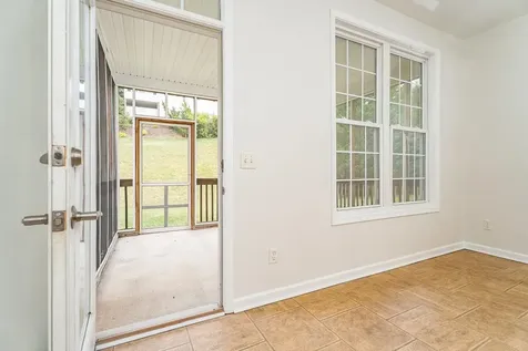422 Silver Oaks Drive Rockingham VA 22801