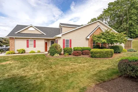 422 Silver Oaks Drive Rockingham VA 22801