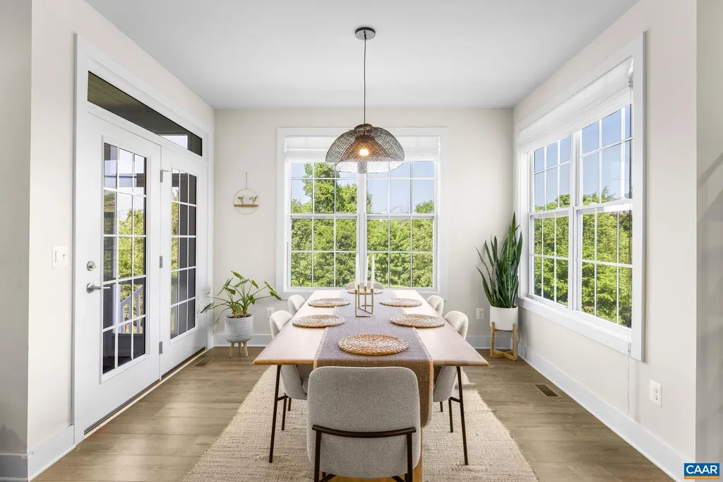 1084 Delphi Lane Charlottesville VA 22911