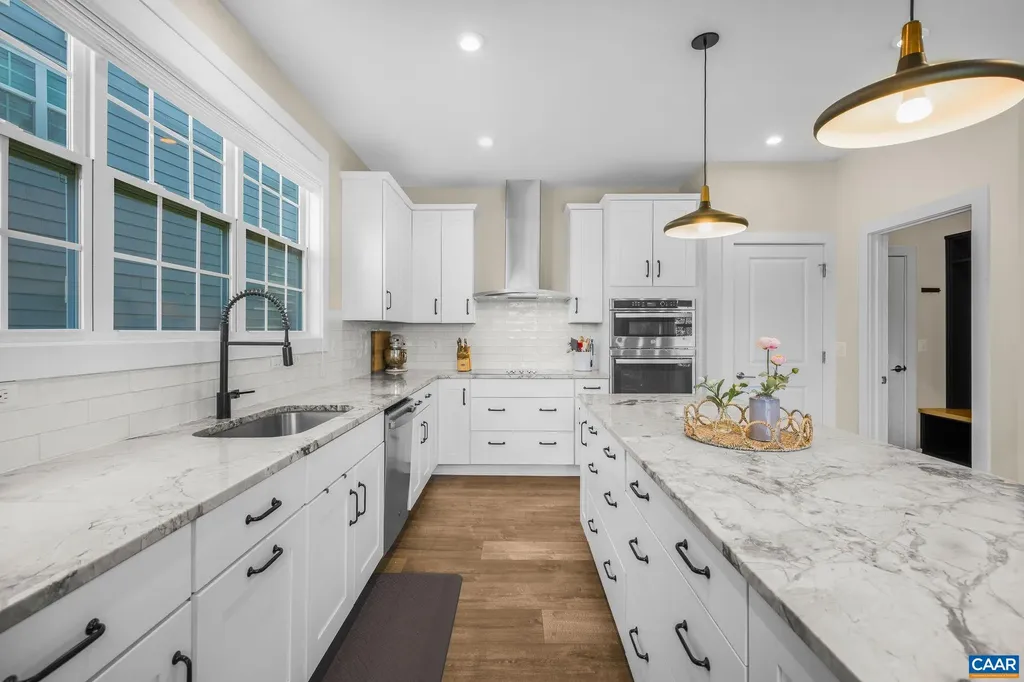 1084 Delphi Lane Charlottesville VA 22911