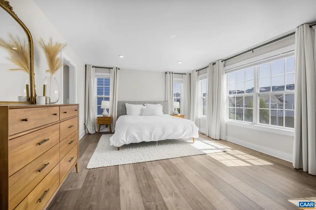 1084 Delphi Lane Charlottesville VA 22911