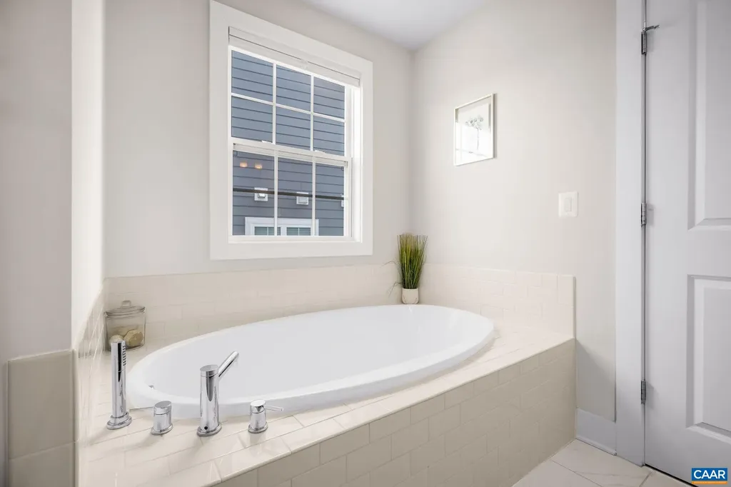 1084 Delphi Lane Charlottesville VA 22911