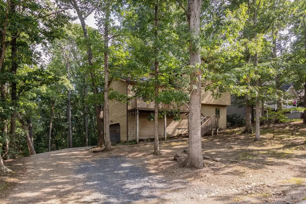 452 Passage Lane Mcgaheysville VA 22840