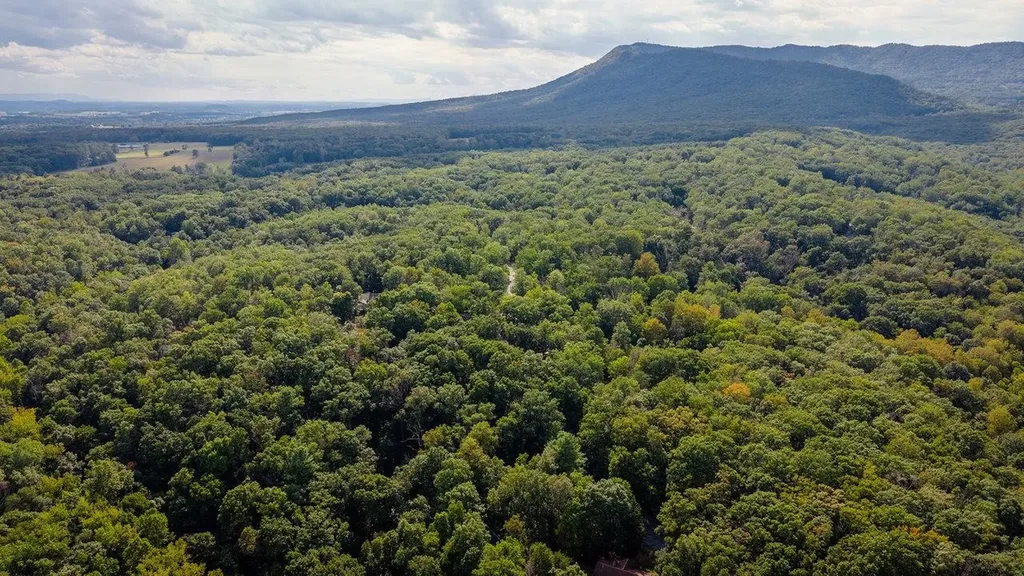 452 Passage Lane Mcgaheysville VA 22840