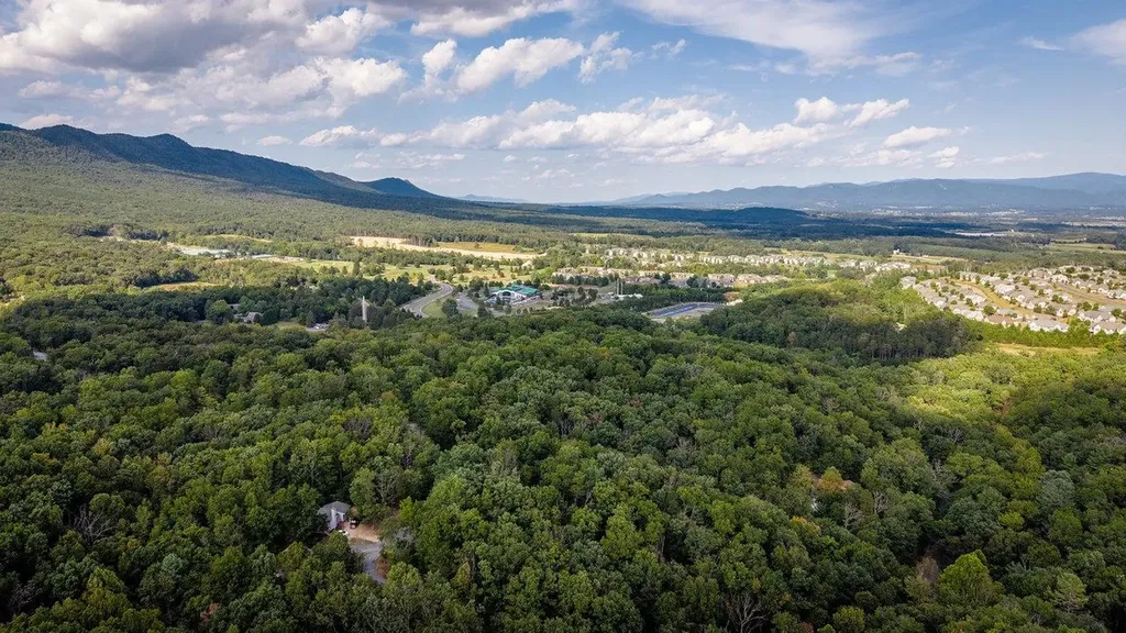 452 Passage Lane Mcgaheysville VA 22840