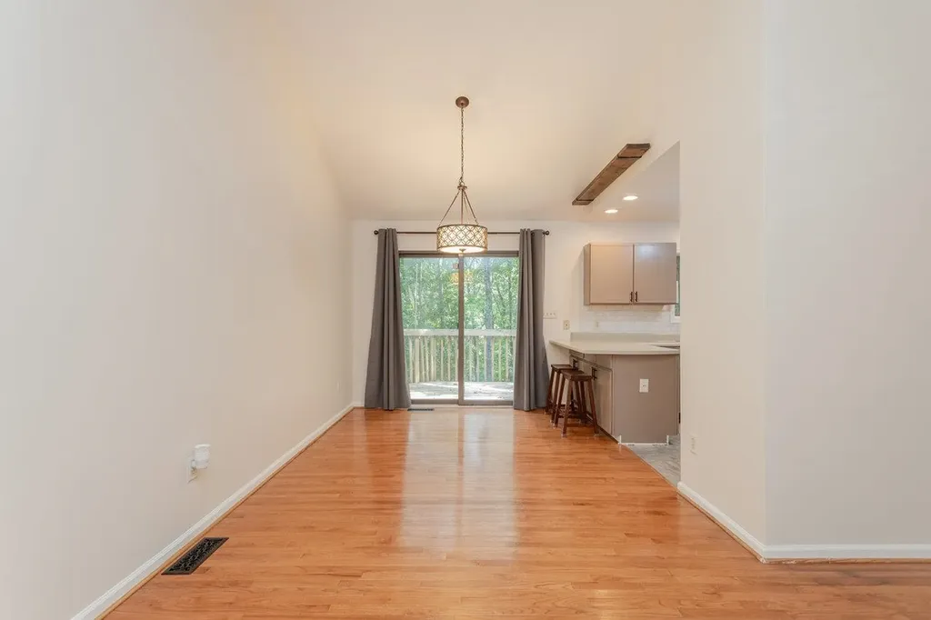 452 Passage Lane Mcgaheysville VA 22840