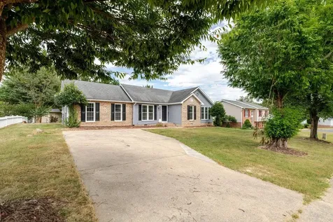 1710 Fox Lane Harrisonburg VA 22801