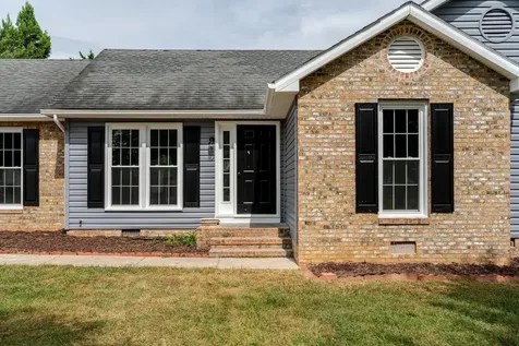 1710 Fox Lane Harrisonburg VA 22801