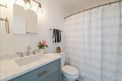 1710 Fox Lane Harrisonburg VA 22801