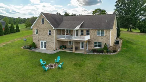 137 Belle Vista Drive Staunton VA 24401
