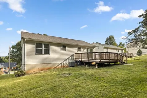 334 Brown Avenue Front Royal VA 22630