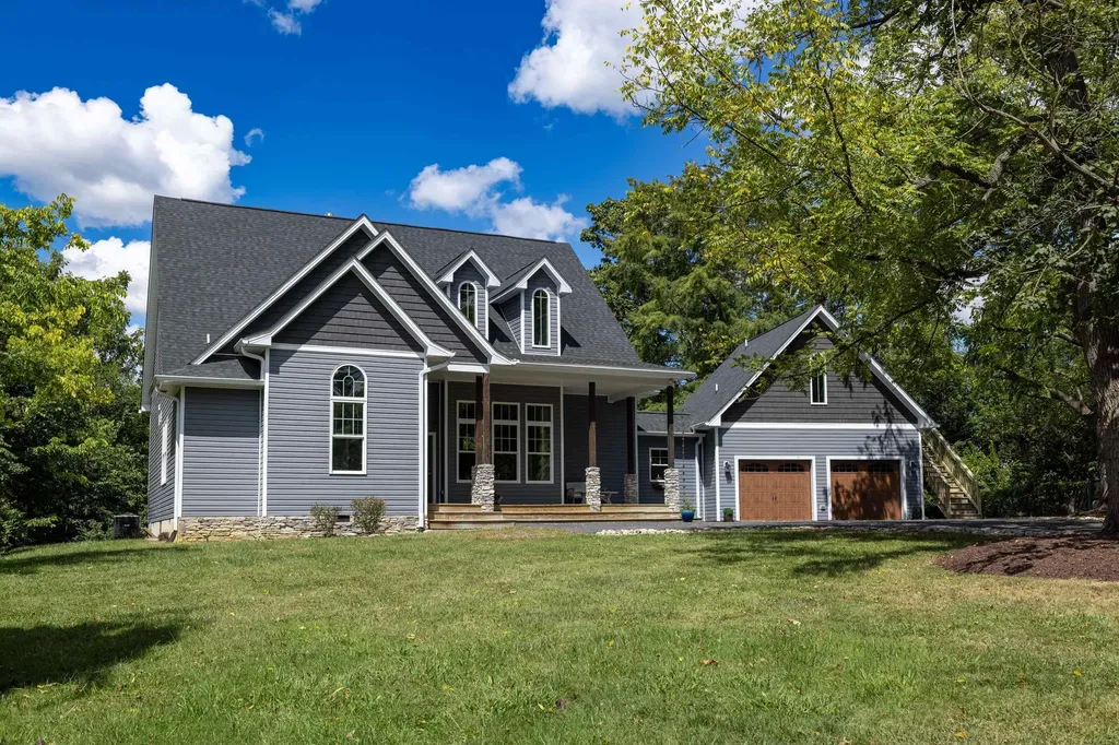 1315 Carrera Lane Harrisonburg VA 22801