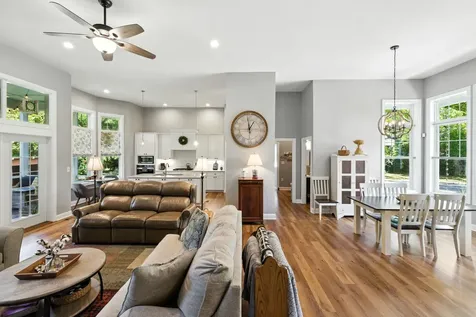 1315 Carrera Lane Harrisonburg VA 22801