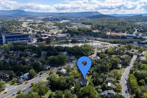 1315 Carrera Lane Harrisonburg VA 22801