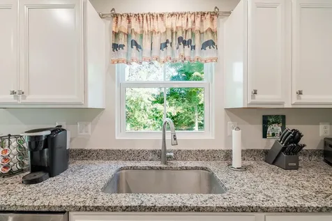 82 Short Peak Drive Mcgaheysville VA 22840