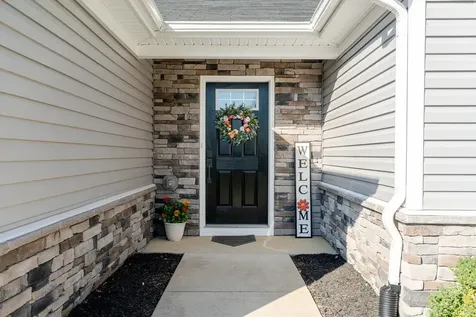 82 Short Peak Drive Mcgaheysville VA 22840